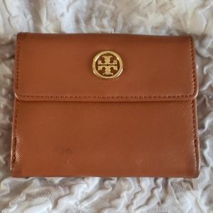 Tory Burch wallet